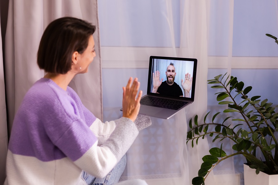 Ethical considerations of virtual relationships: navigating digital connections responsibly